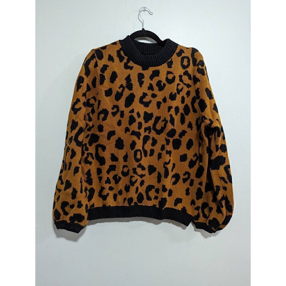 Who What Wear Leopard print Crew neck sweater XXL